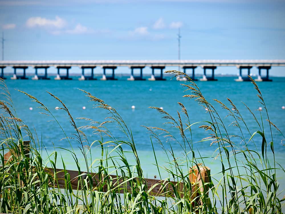 vijetha-surakanti-bz1oIw2UEE0-unsplash Florida bridge